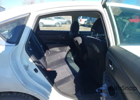 2017 Nissan Altima 2.5 S z USA, uszkodzony, nr VIN 1N4AL3AP4HC286010